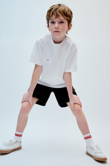 STRAIGHT FIT TEXTURED TEXT BERMUDA SHORTS - Black by Zara