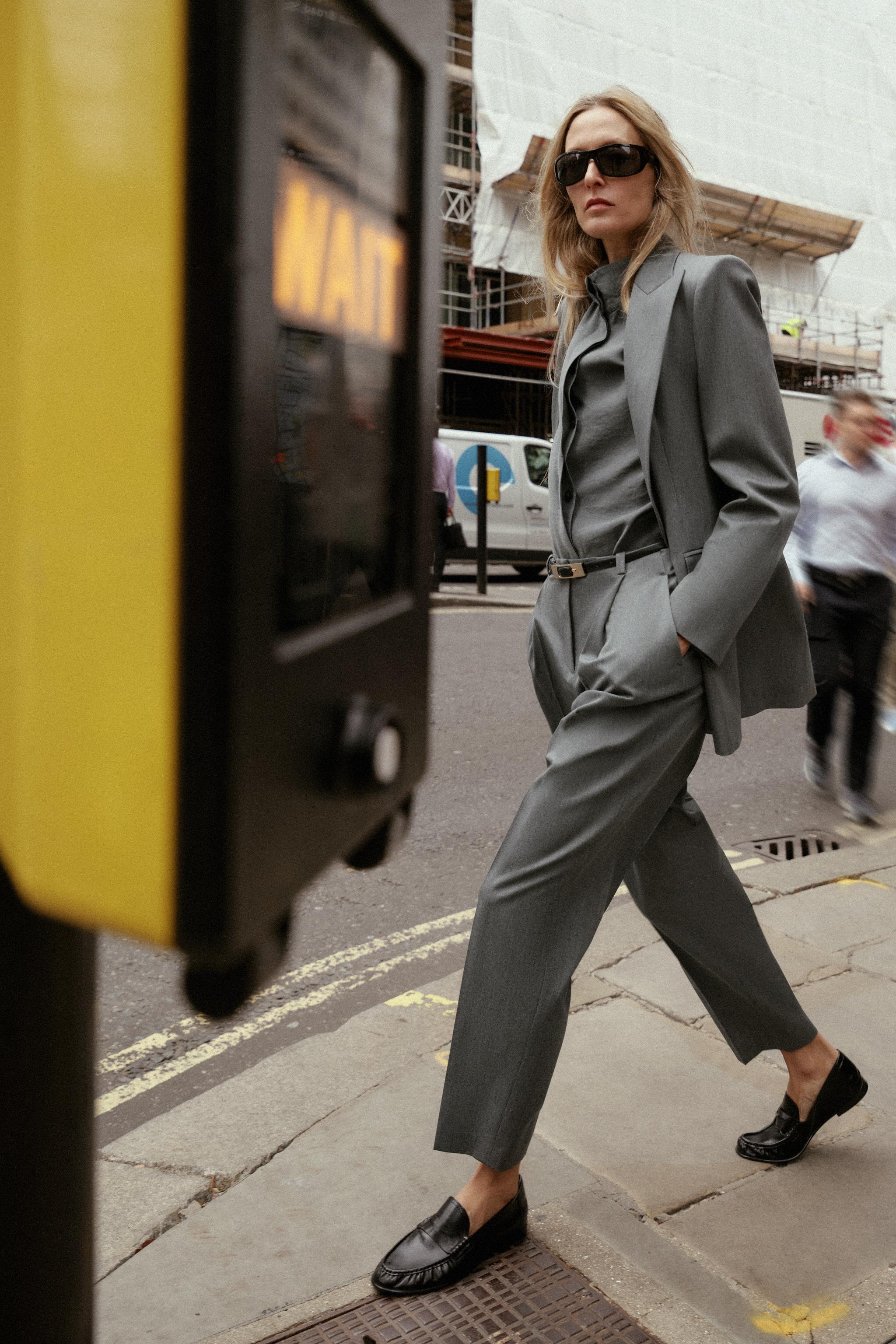 ZARA セットアップ ZARA - サテン地セットアップ ブラウン ZARAの通販 by K's shop