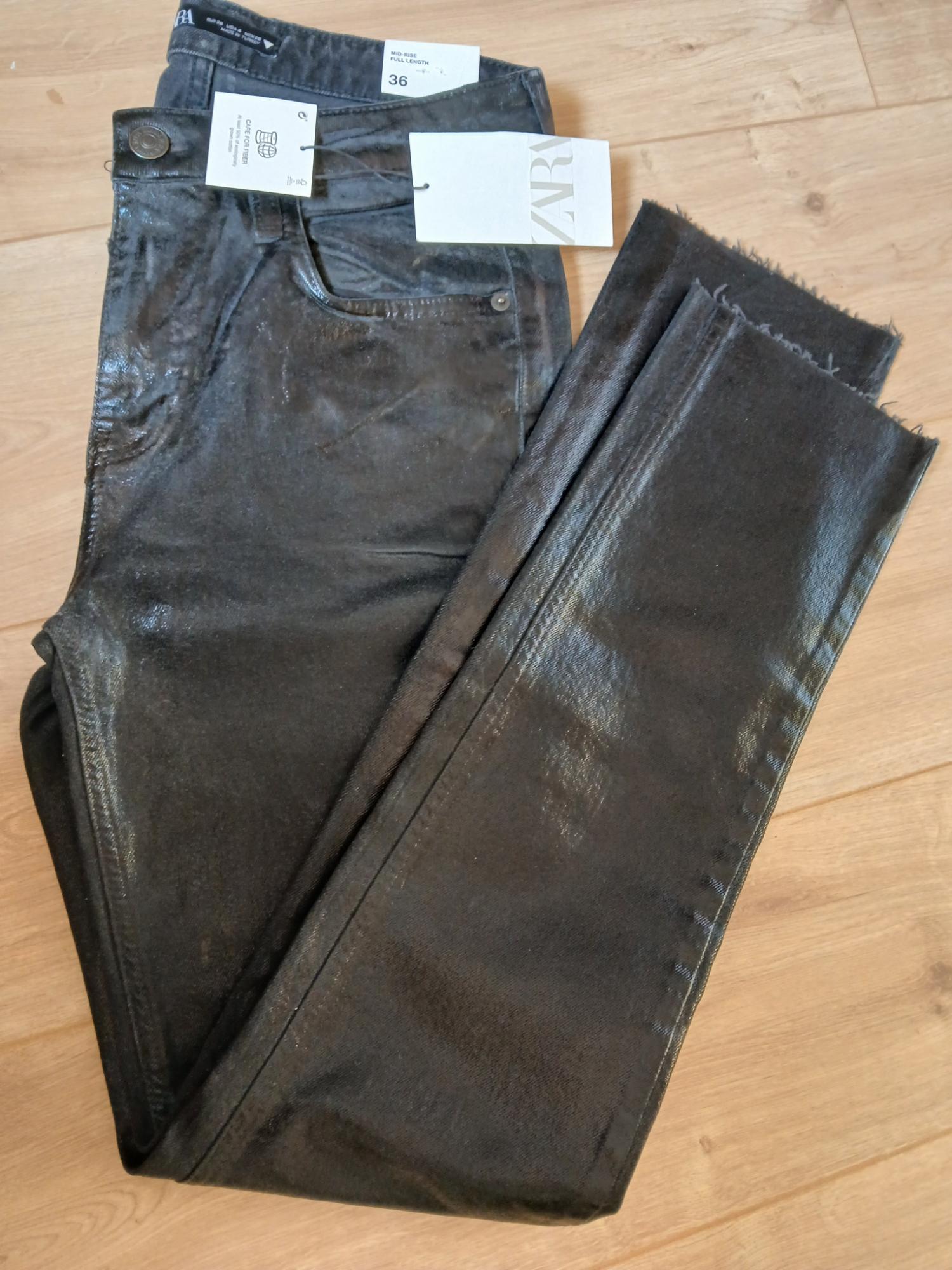 SHINY WIDE-LEG JEANS