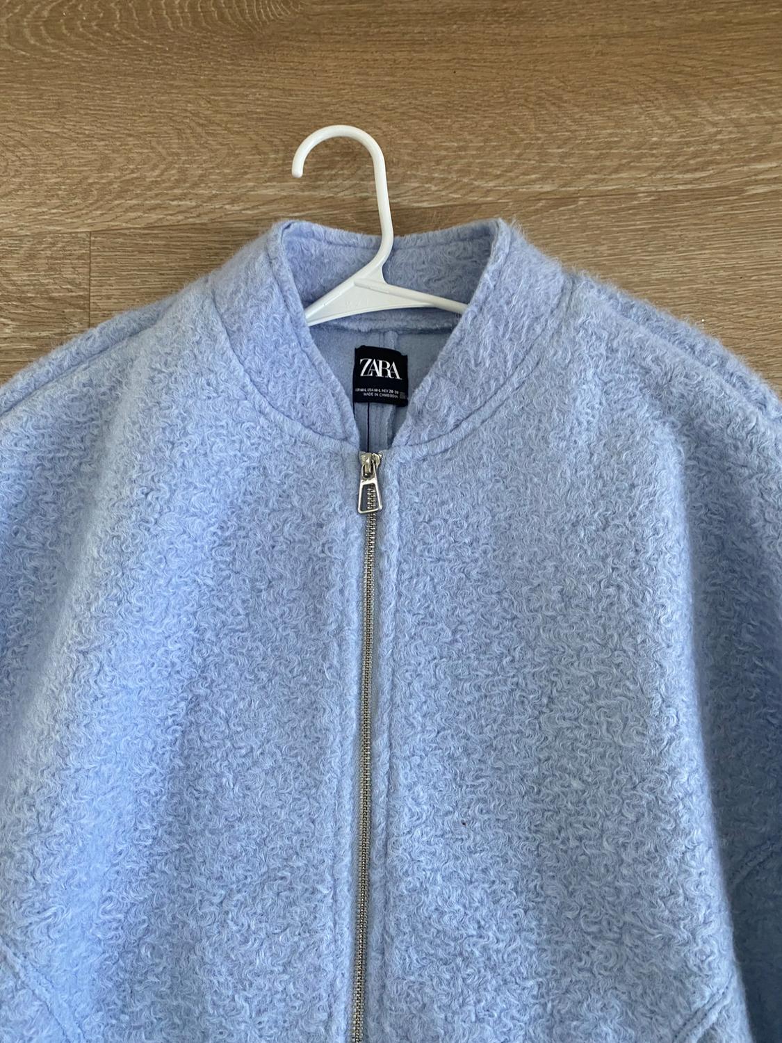 OVERSIZED BOUCLE BOMBER - Image 2
