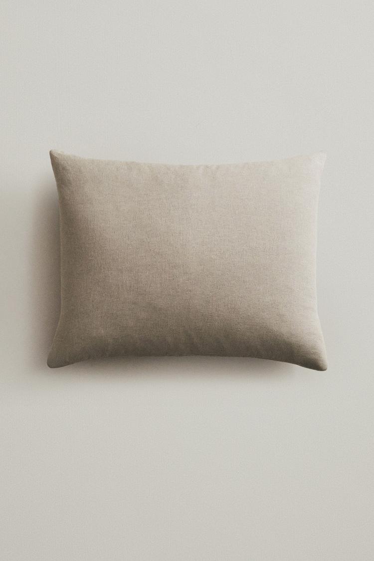 XXL LINEN THROW PILLOW COVER — Light beige