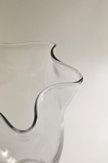 VASE EN VERRE ONDULÉ TRANSPARENT - Transparent de Zara - Image 1