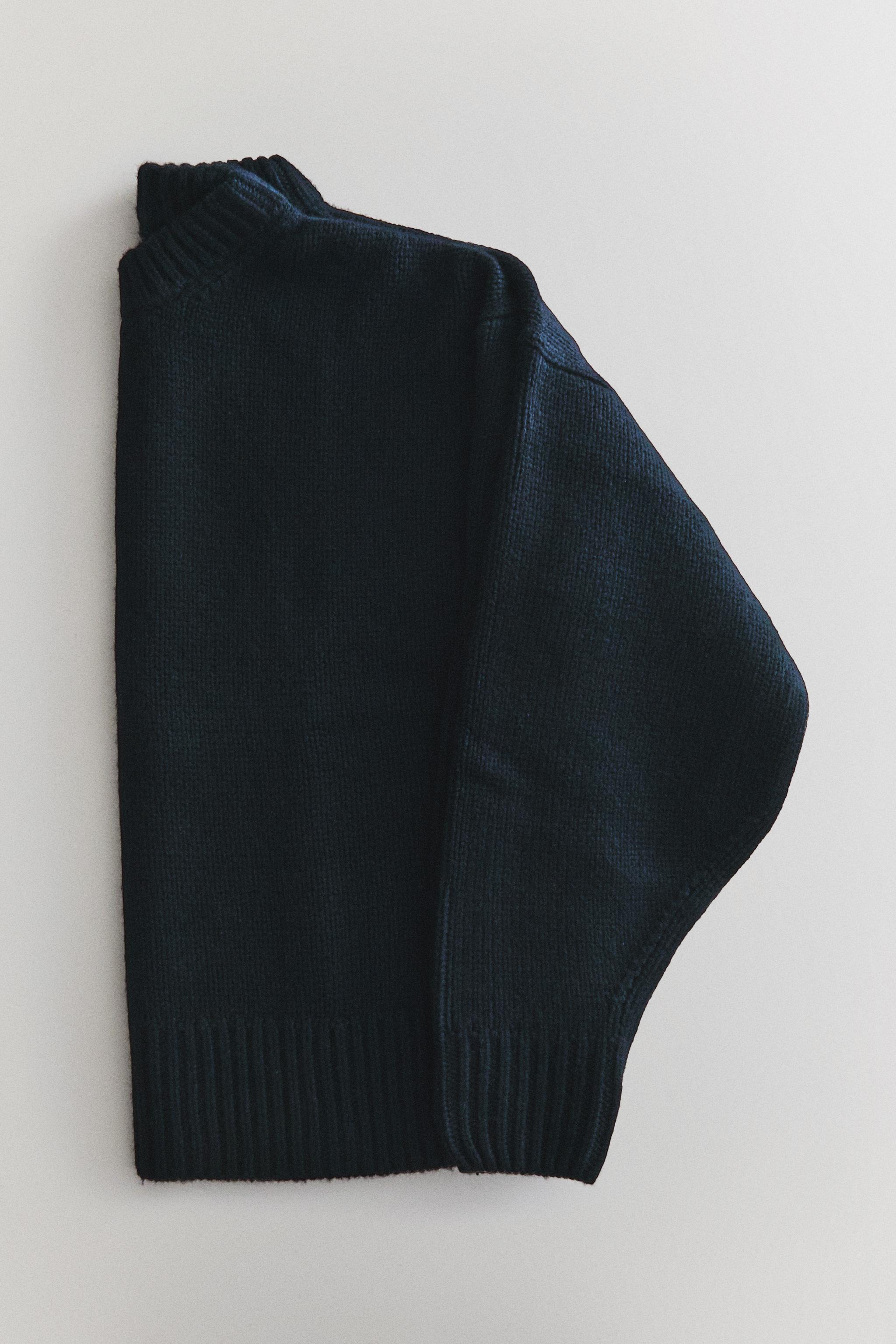 WOOL SWEATER WITH ROUND INFINITY SCARF