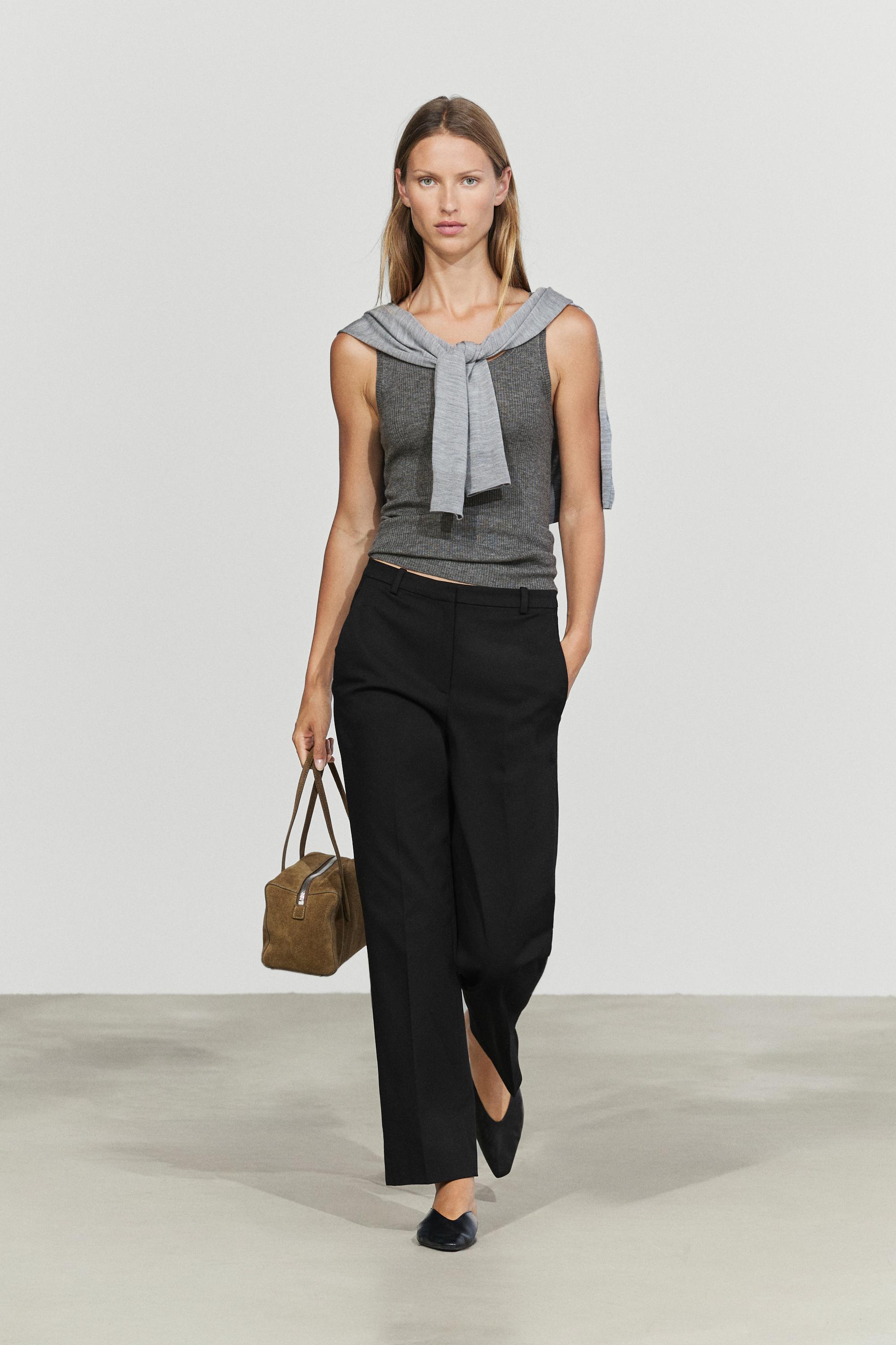 Straight stretch trousers — Black