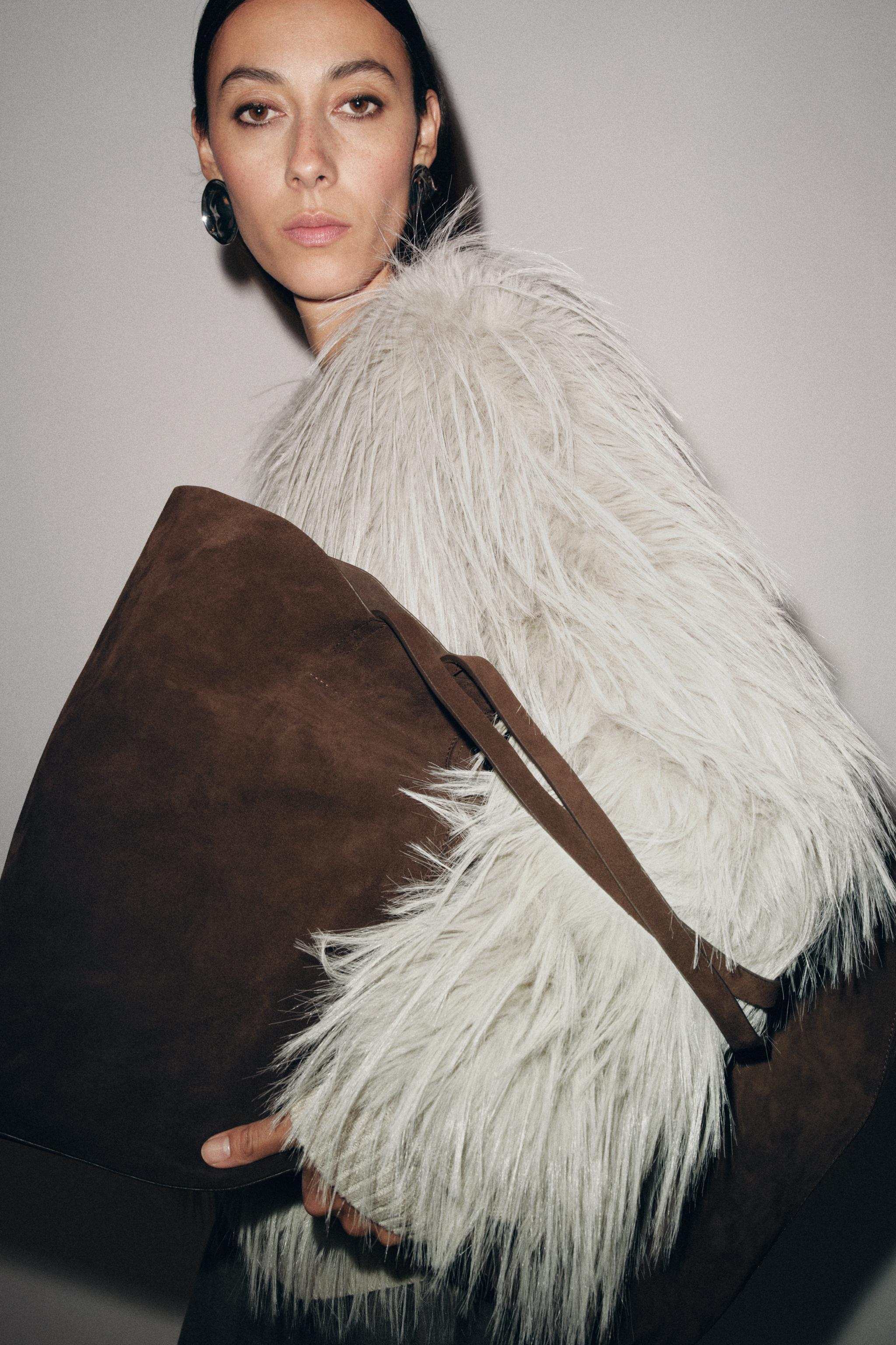 SAC MAXI SHOPPER EN CUIR VELOURS