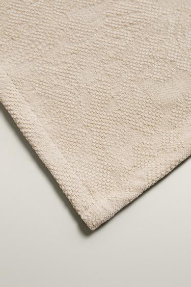 CHENILLE JACQUARD BLANKET — Ecru 2