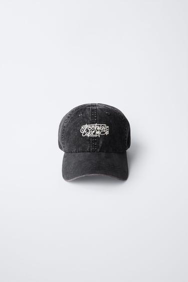 WASHED-EFFECT CAP WITH EMBROIDERED TEXT - Black by Zara
