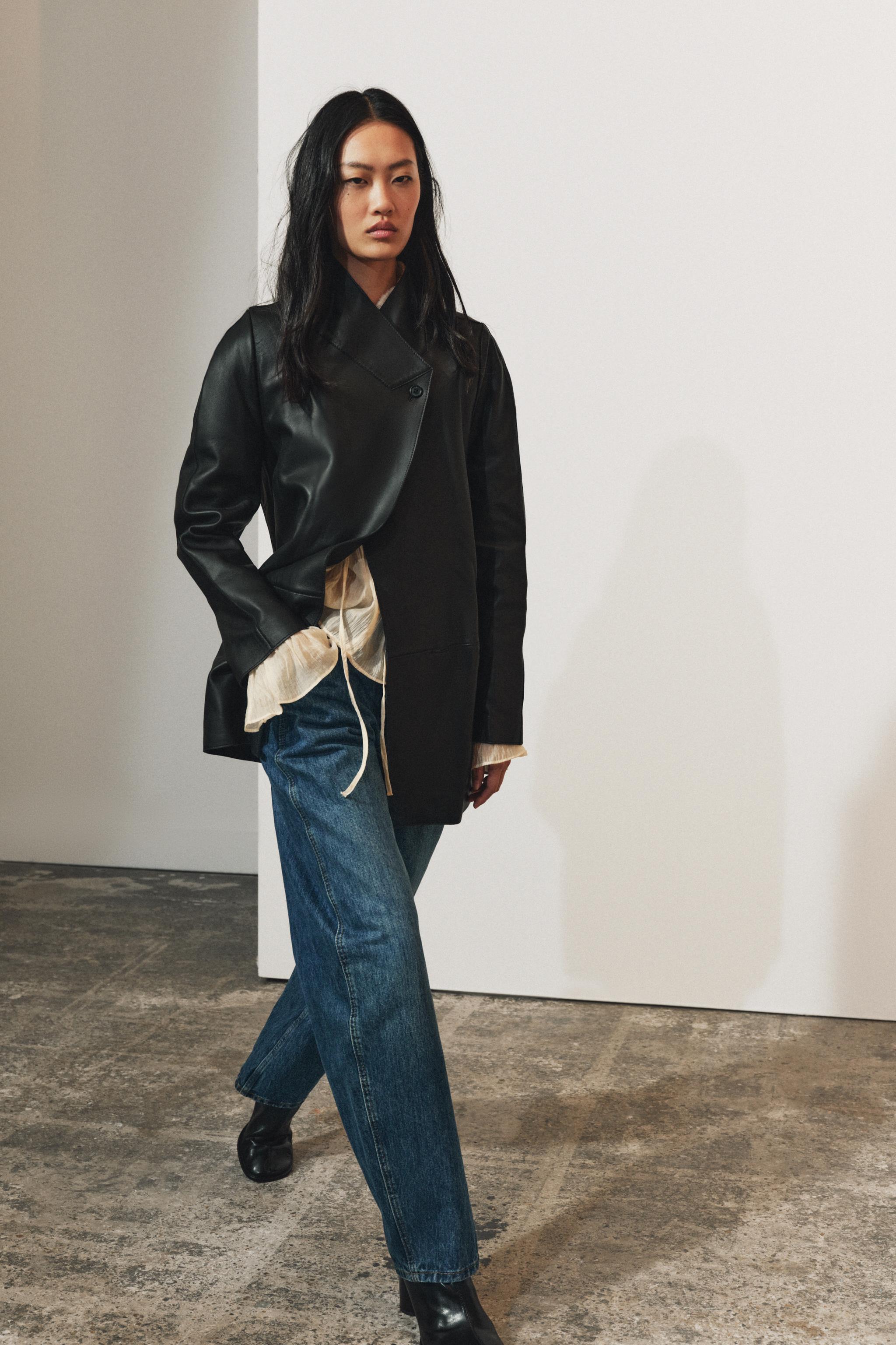 ZW COLLECTION 100% LEATHER DOUBLE-BREASTED BLAZER