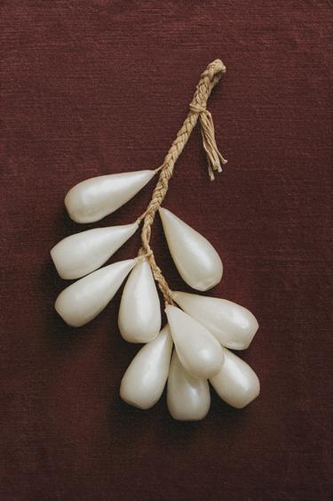PACK OF PEARL WHITE CHRISTMAS BUNCH CANDLES (PACK OF 10) - White by Zara