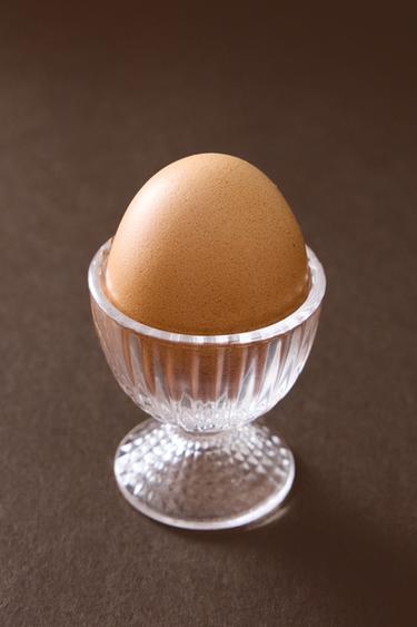 GLASS EGG CUP WITH RAISED GEOMETRIC DESIGN - 990 de Zara - Image 5