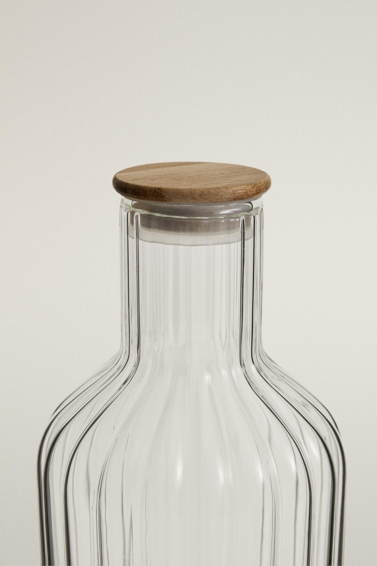 BOROSILICATE GLASS BOTTLE — Transparent