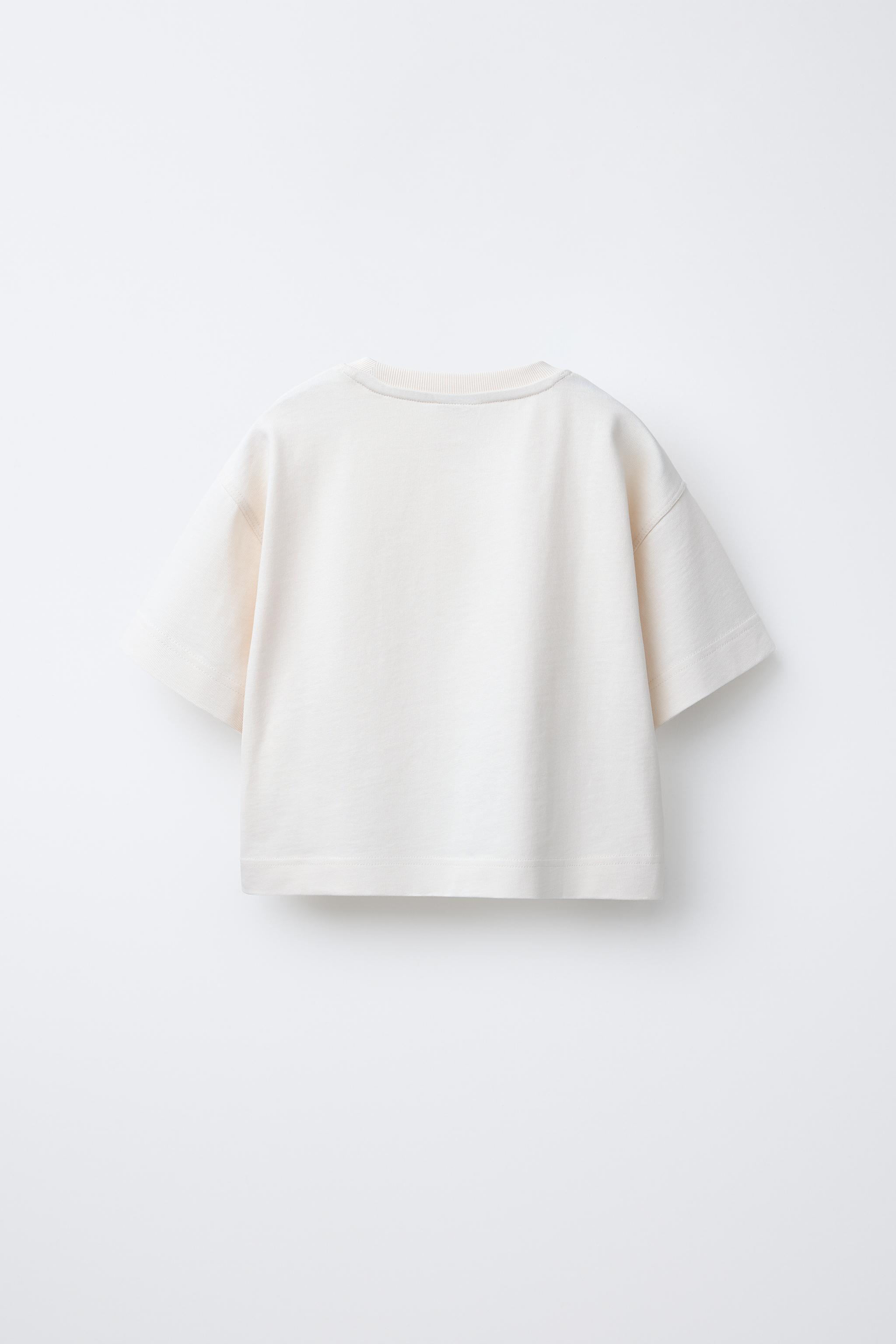 【ZARA】エンボスプリントTシャツ ホワイト | 0495/437/250 エンボスプリントTシャツ - ホワイト | ZARA Japan / 日本