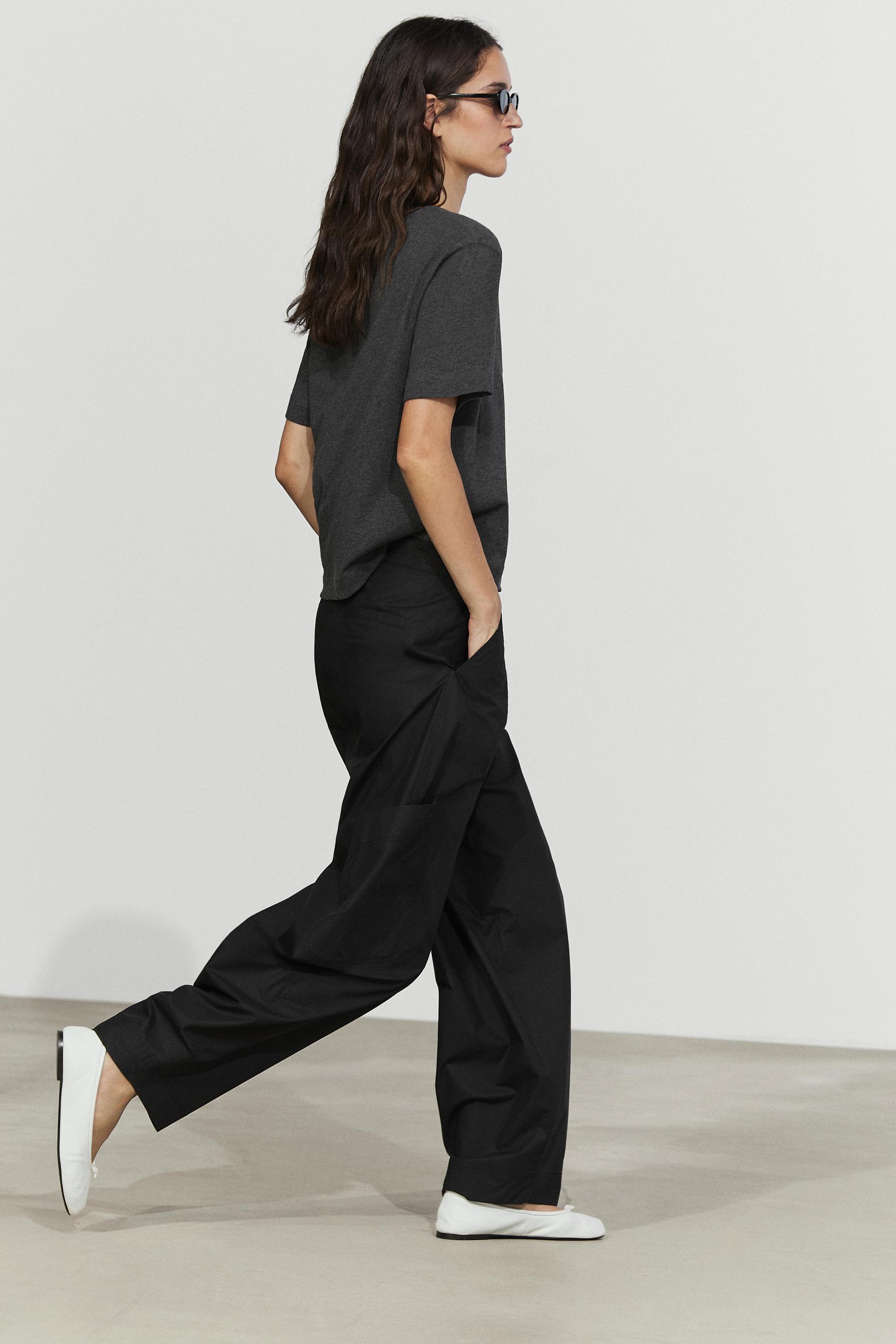 Short sleeve T-shirt with pocket detail — Mid-gray