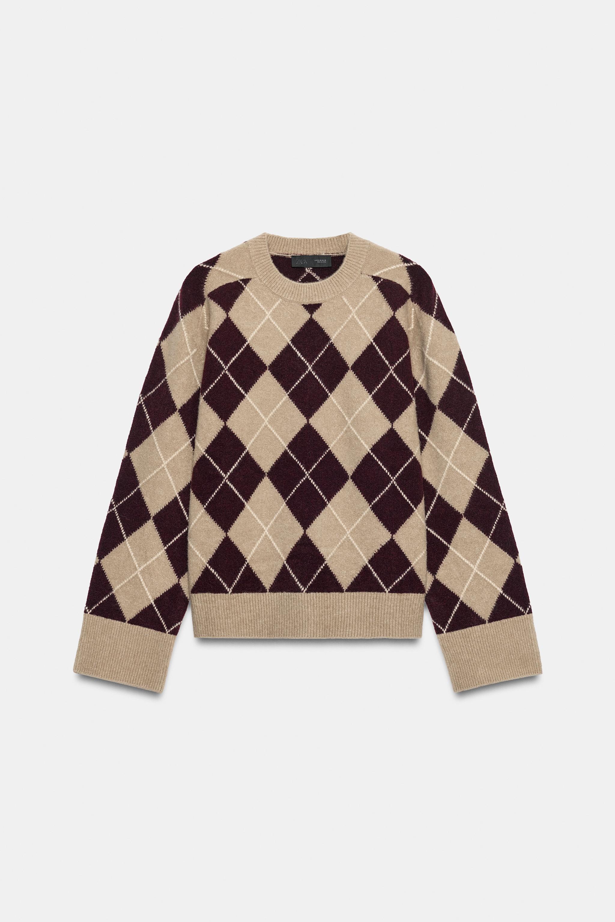 SOFT ARGYLE KNIT SWEATER