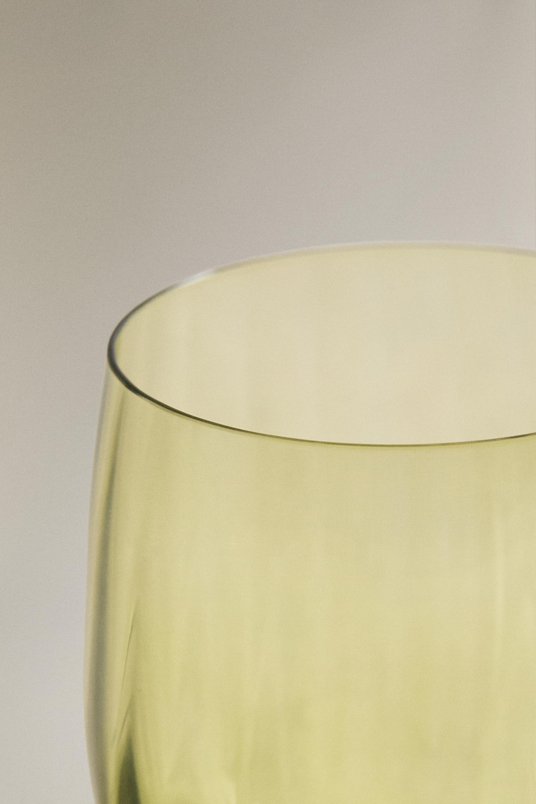 RAISED CRYSTALLINE TUMBLER