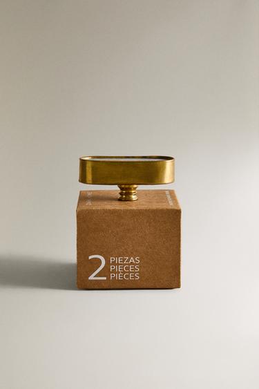 PACK OF CONTRAST MARBLE DOOR KNOBS (PACK OF 2) - White by Zara - Image 3