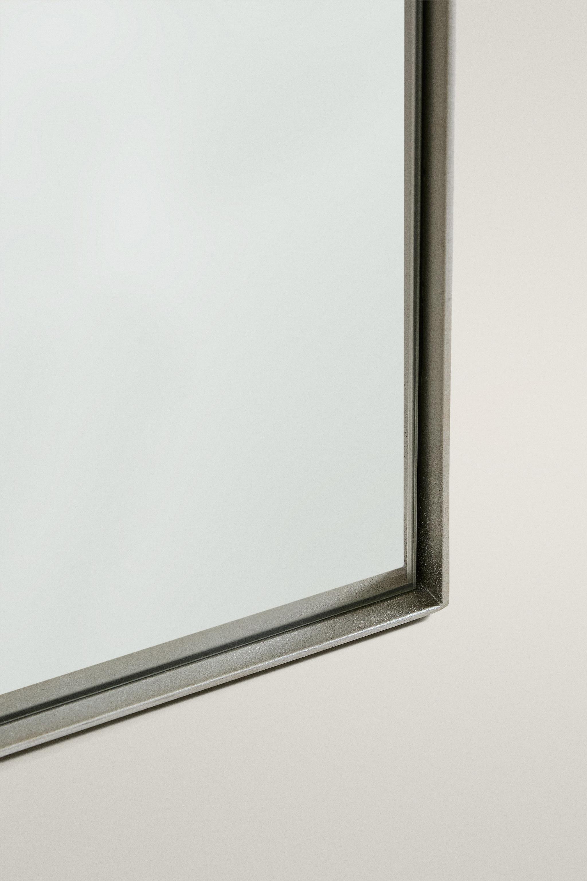 SILVER BORDERED VERTICAL MIRROR