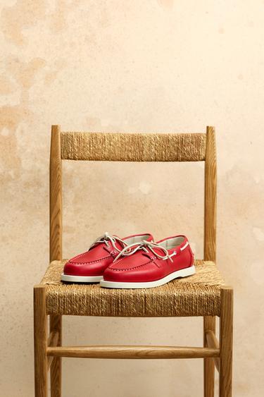 LEATHER DECK SHOES - Red by Zara