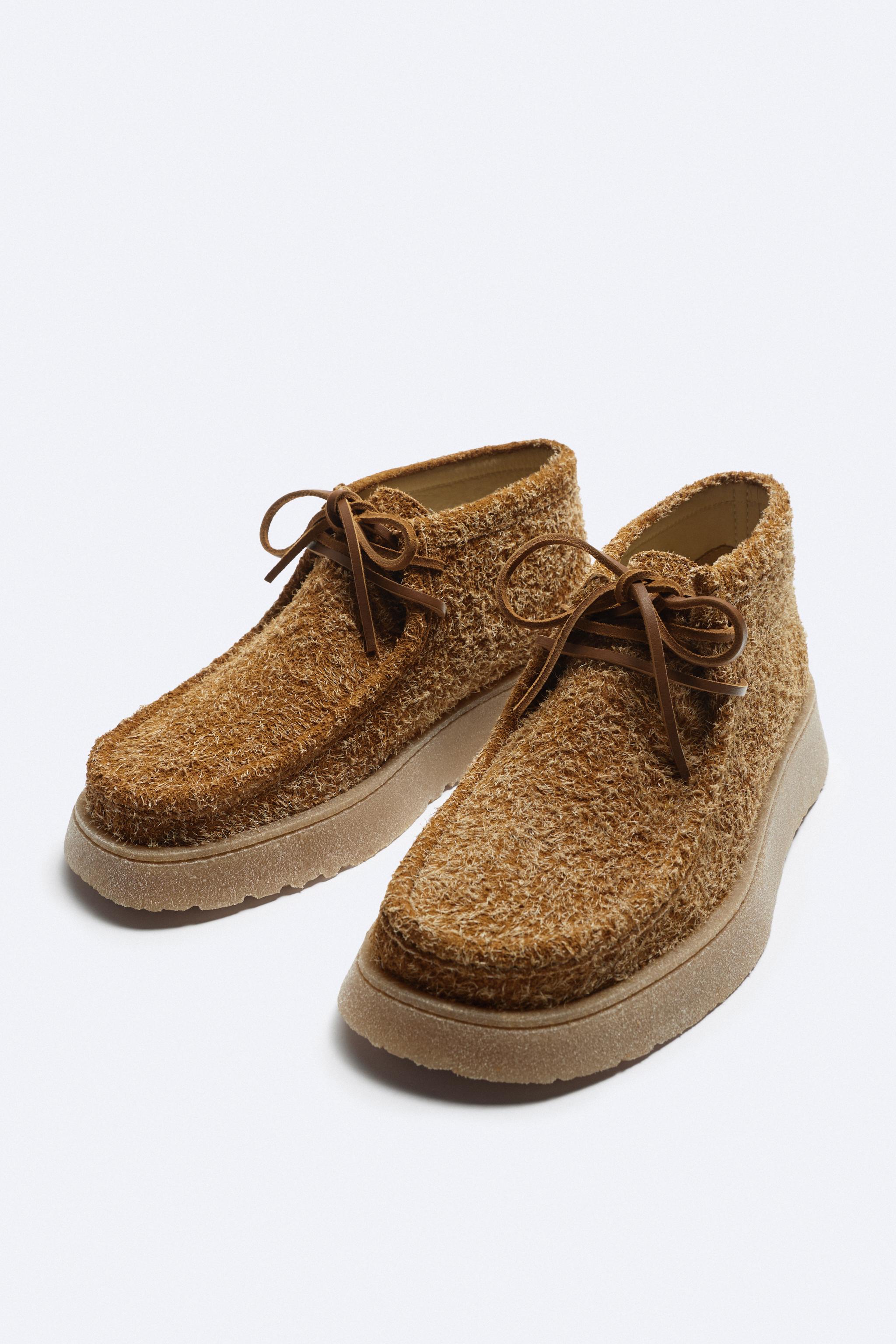 CLARKS® x ZARA WALLABEE® SUEDE DESERT BOOTS - Sandy Brown | ZARA