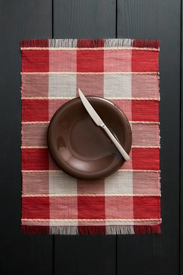 CHECK PLACEMAT — Red 1