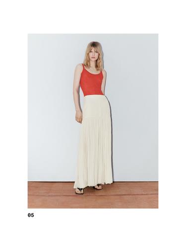 LOOK - Naranja quemado de Zara - Imagen 0