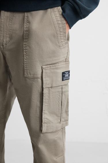 PANTALÓN CARGO RELAXED FIT - Visón de Zara
