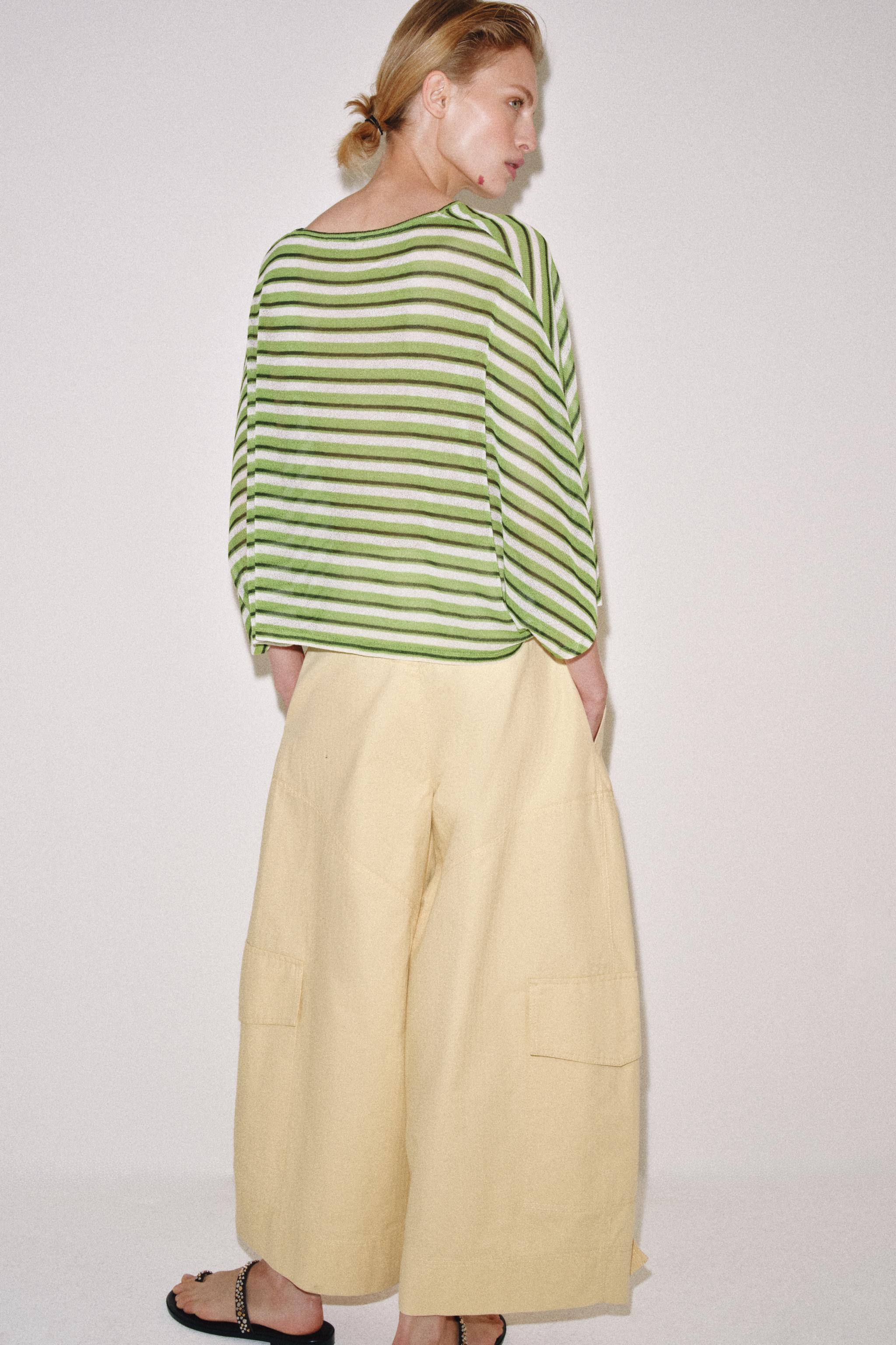 RUSTIC STRIPED CAPE T-SHIRT