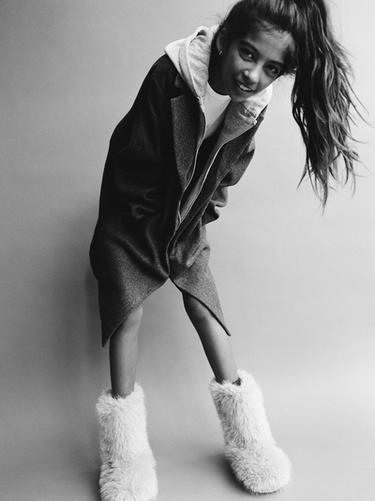 MANTEAU LONG À CAPUCHE AMOVIBLE - Gris de Zara