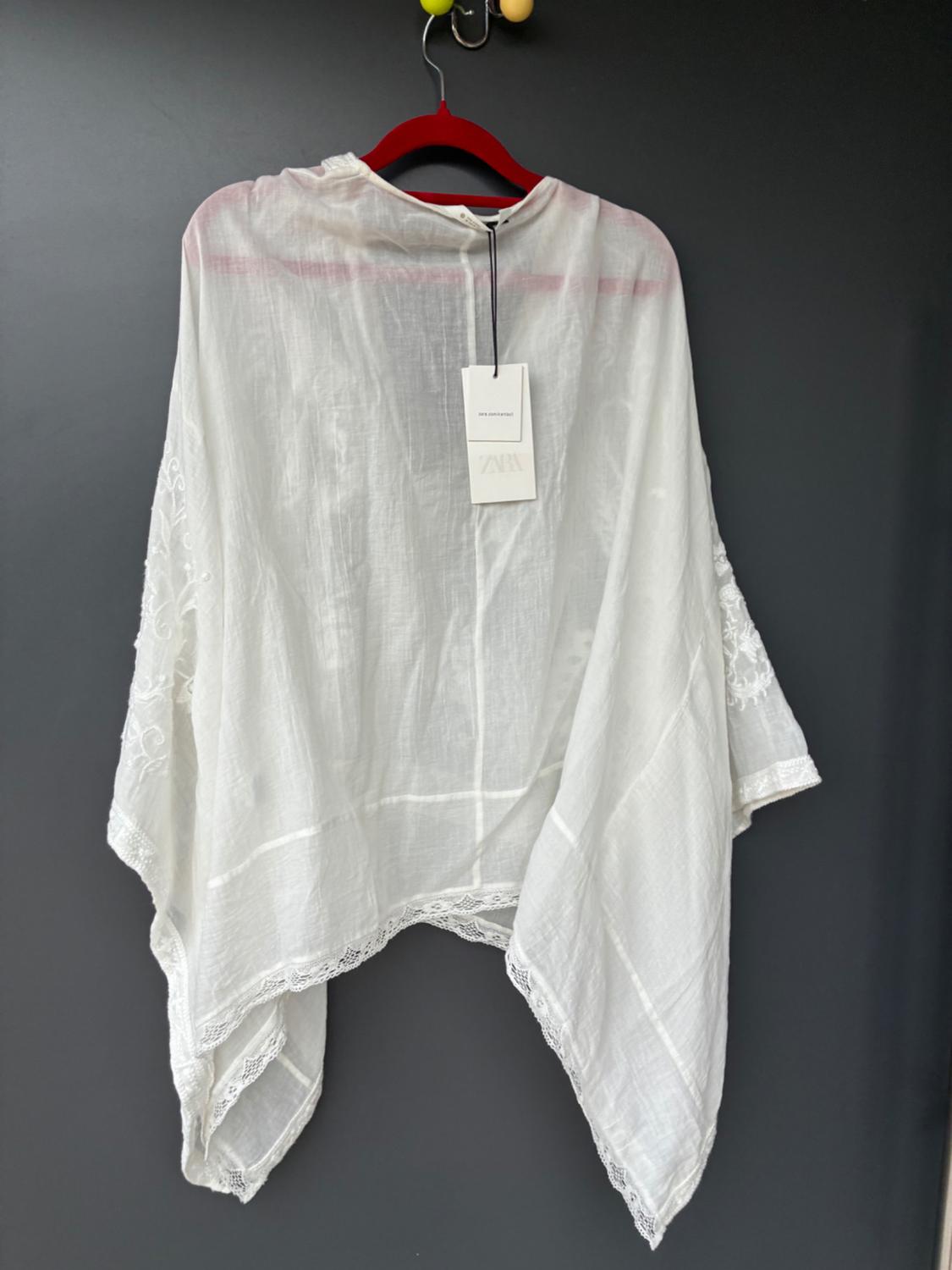 ZW COLLECTION EMBROIDERED CAPE BLOUSE - Image 4