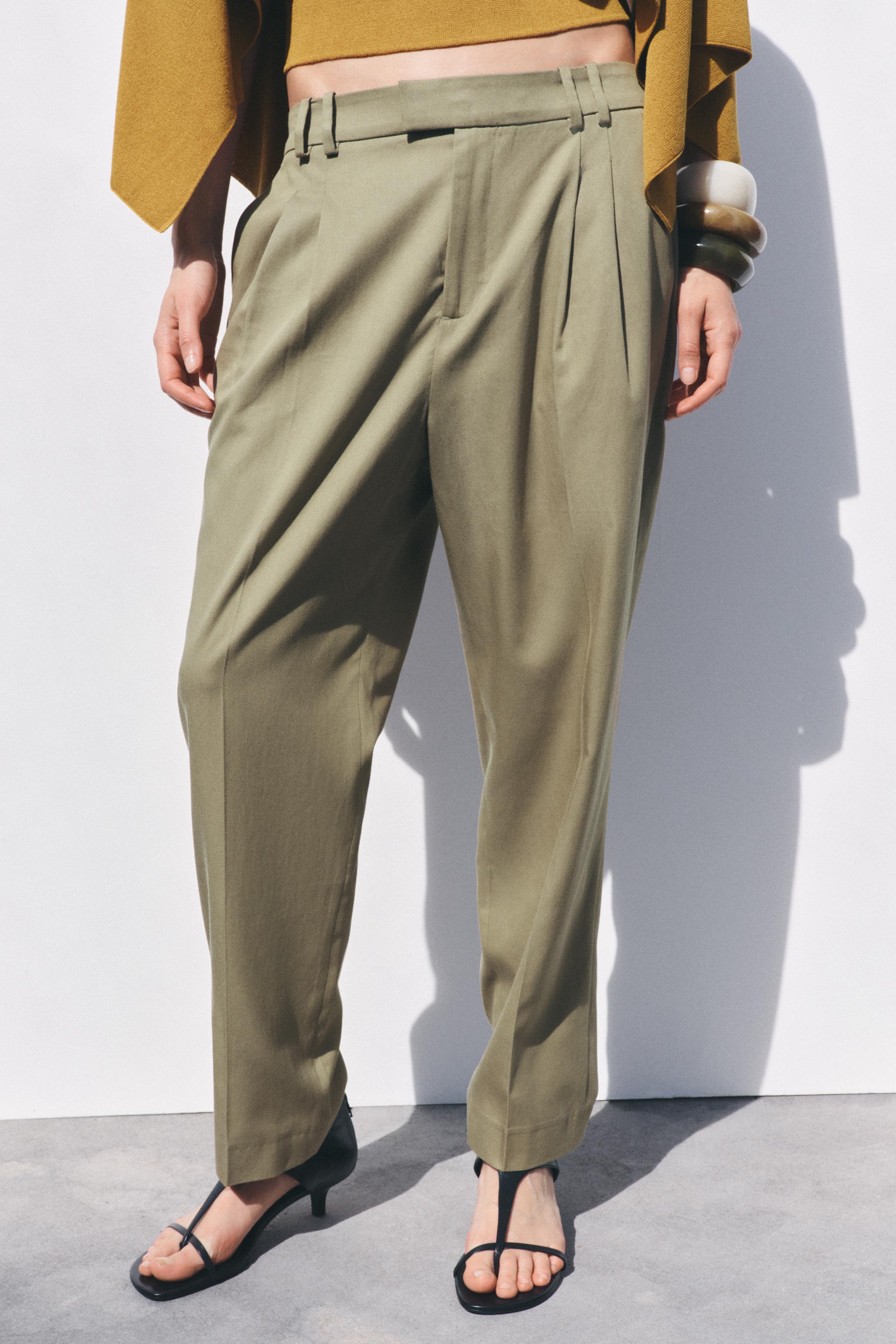 Tシャツ・カットソー [IAMMARI]Linkle short-sleeved wide pleats bendable pants set ZW COLLECTION WIDE LEG PLEATED PANTS - Pastel yellow | ZARA