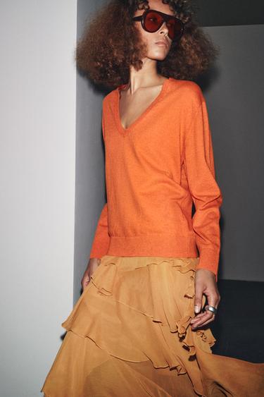 GLATT GESTRICKTER PULLOVER MIT V-AUSSCHNITT - Orange von Zara