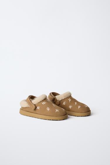 EMBROIDERED FAUX FUR CLOGS - Brown by Zara