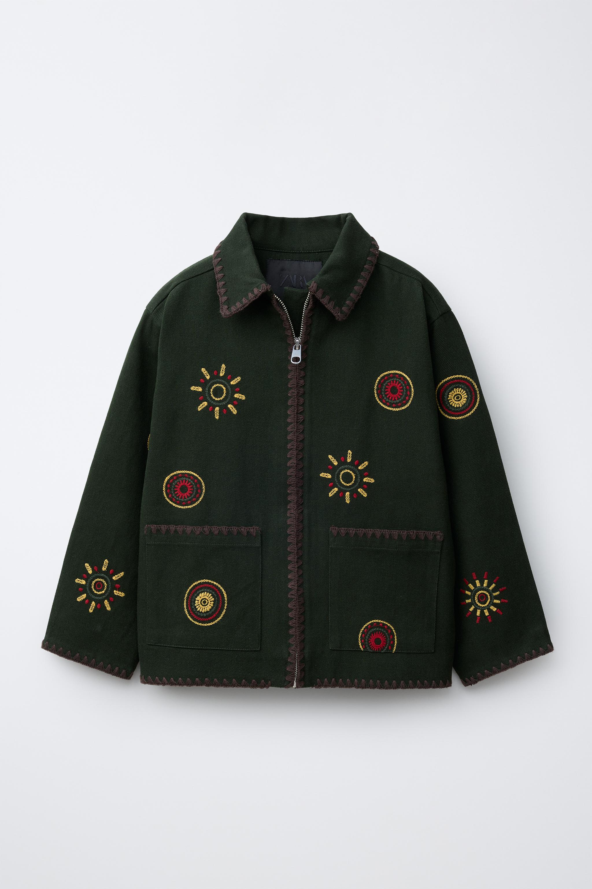 VESTE BRODERIES EN CONTRASTE