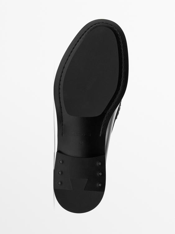 Leather loafers with glossy finish