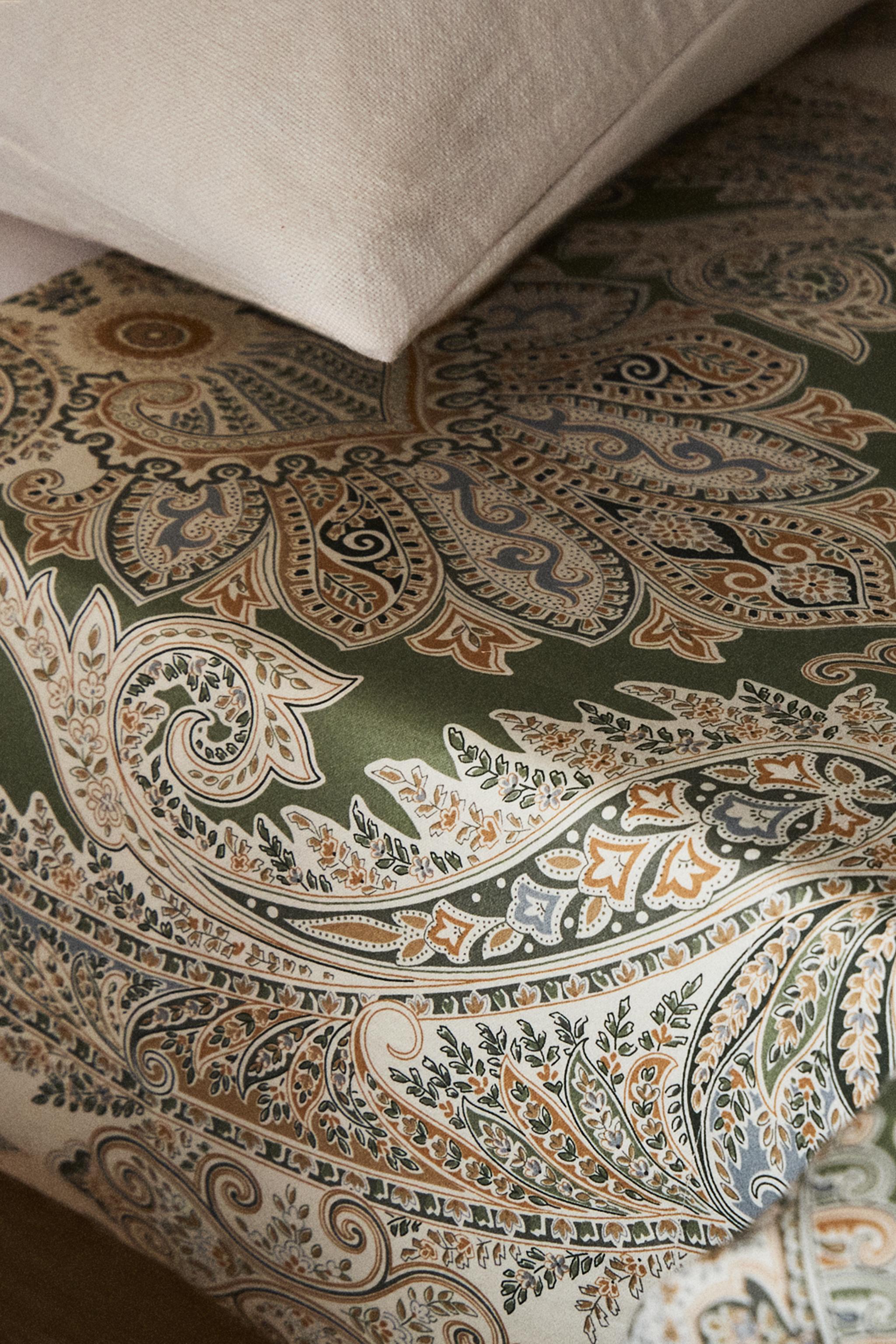 PAISLEY SATEEN COTTON FLAT SHEET (300 THREAD COUNT)