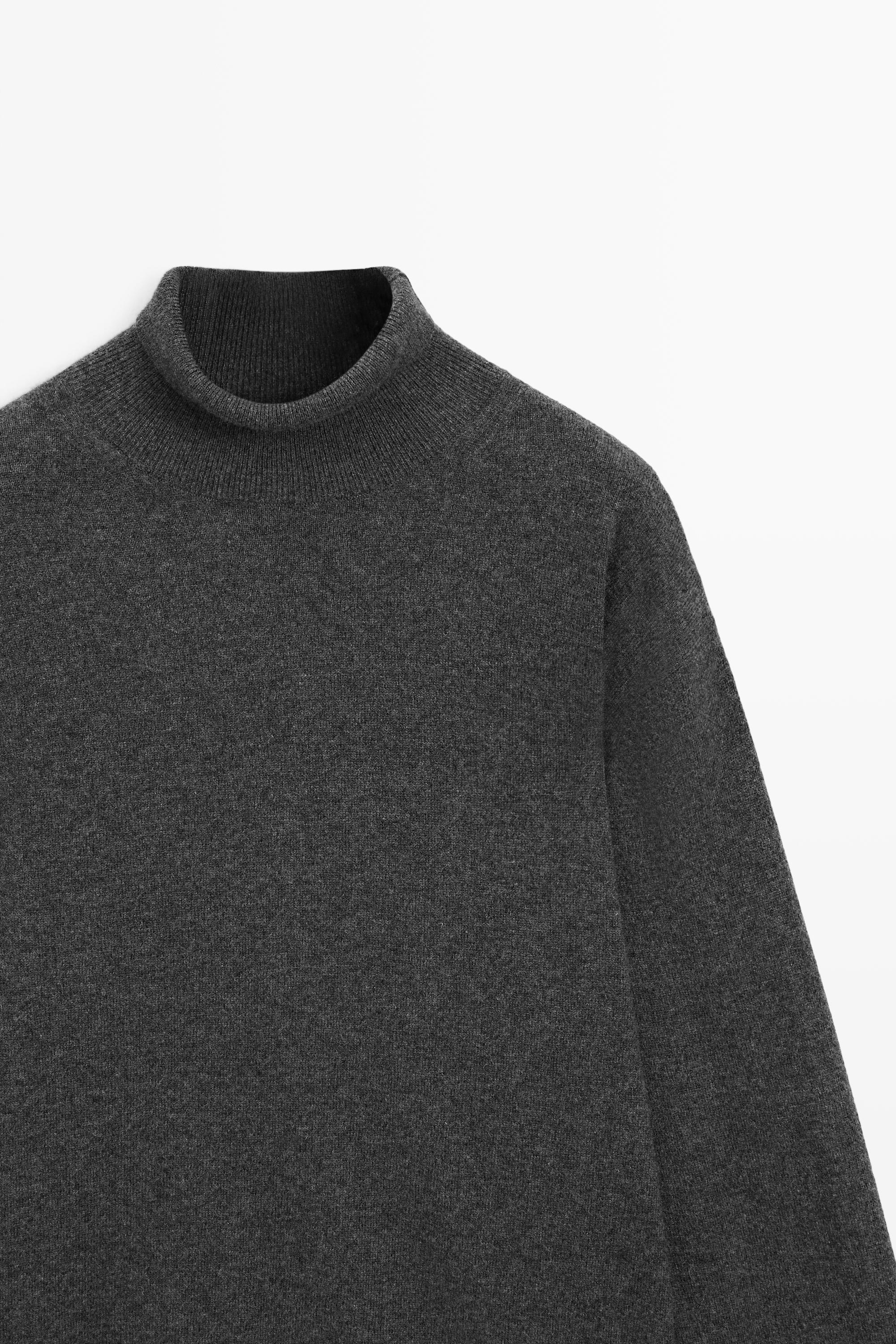 100% cashmere high neck knit sweater
