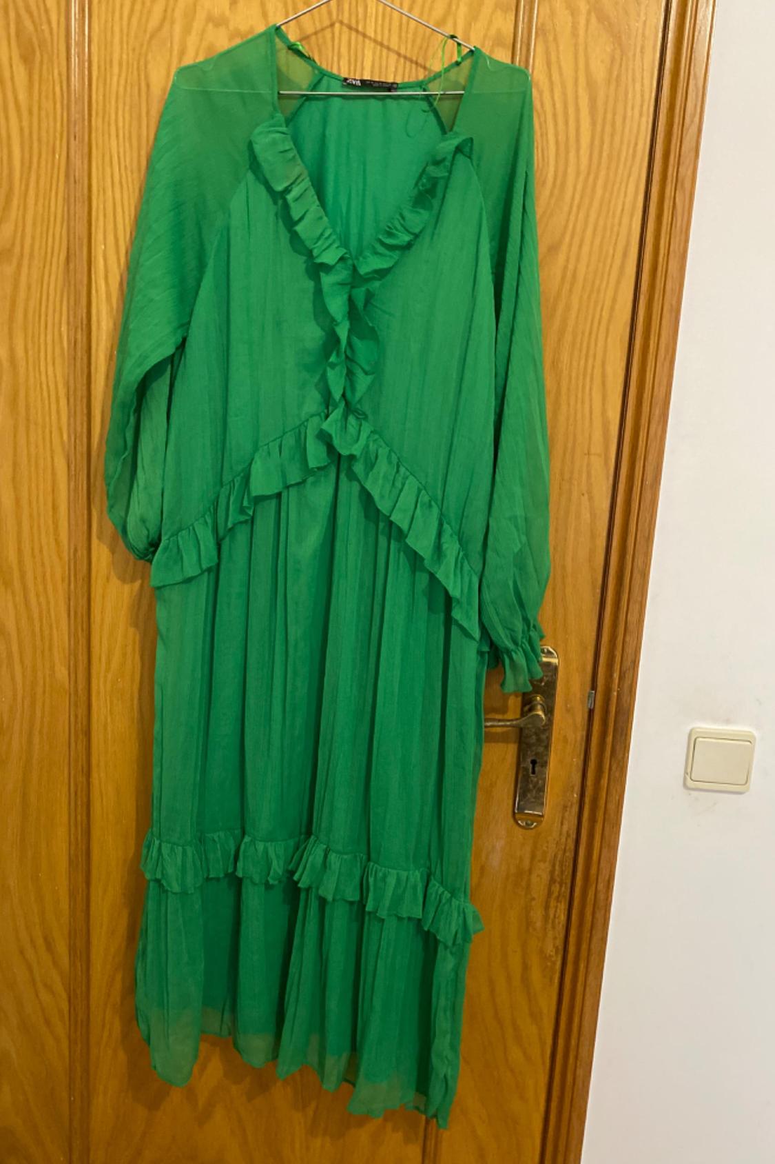 AIRY DRESS WITH FRILL