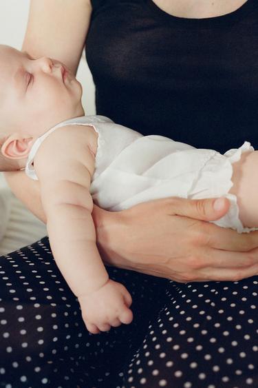 GEBORDUURD BLOUSEJE EN BROEKJE - Wit van Zara