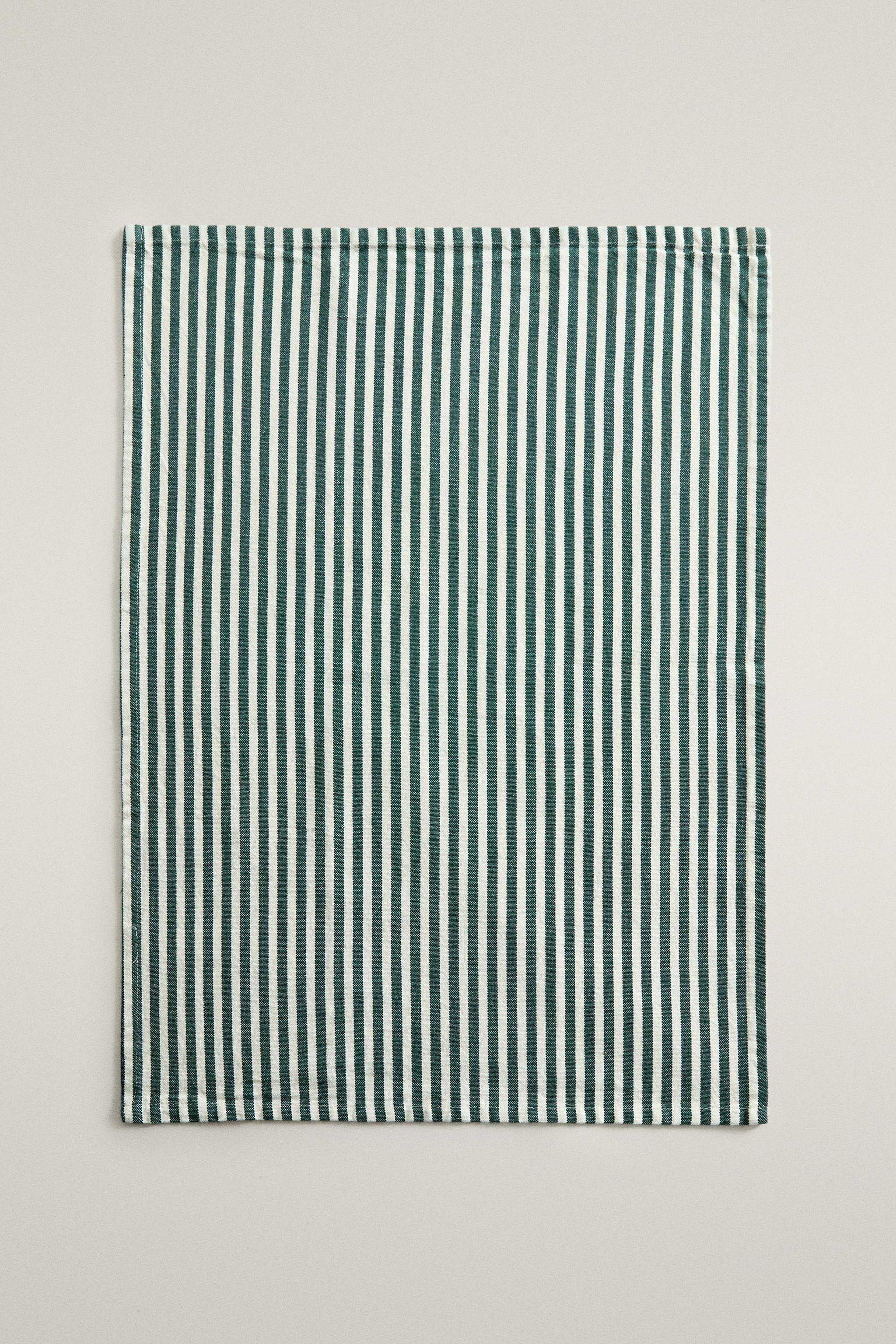 CHRISTMAS STRIPED WAFFLE KITCHEN TOWEL (PACK OF 2)