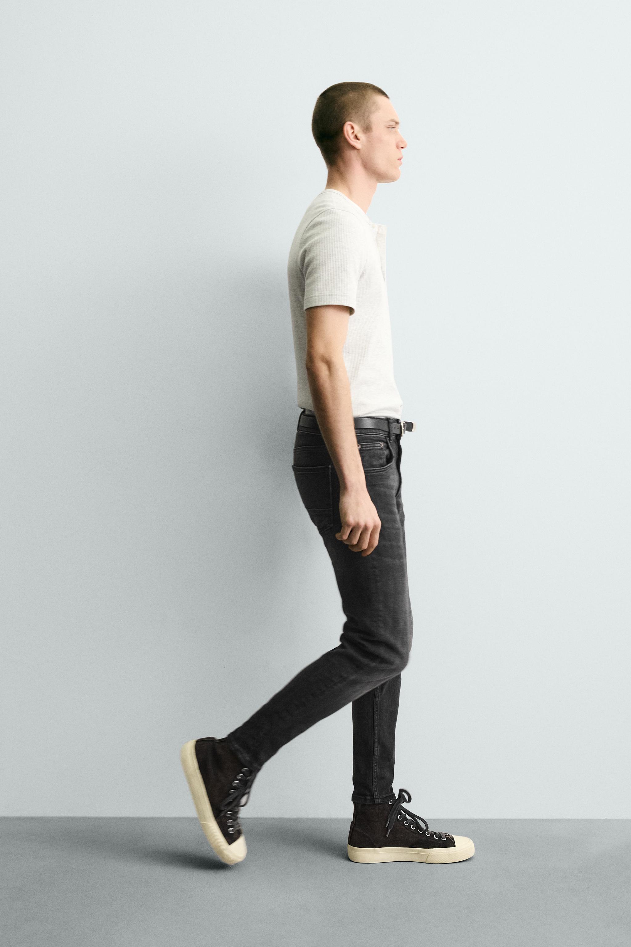 SKINNY FIT JEANS