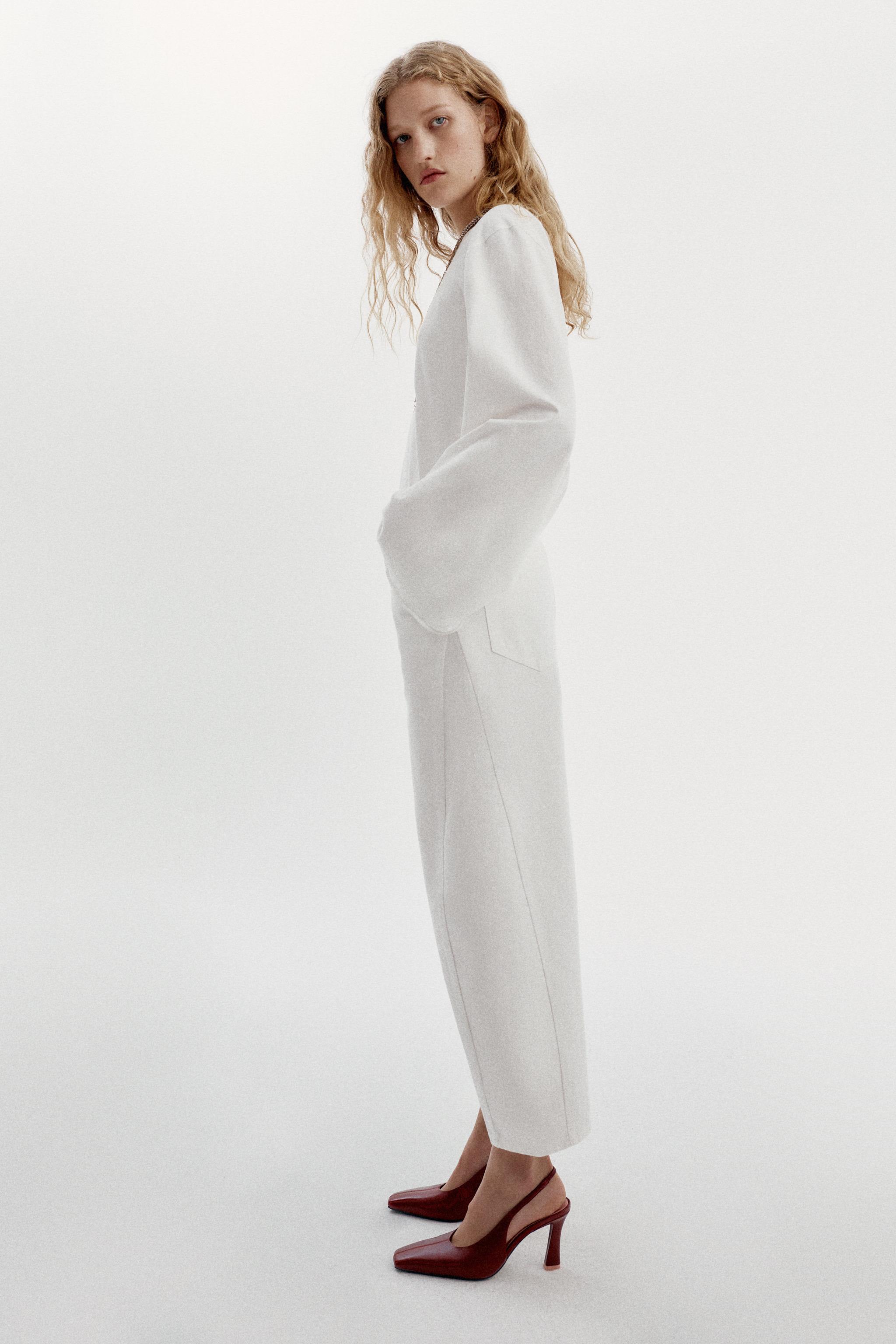 Z1975 HIGH-RISE BARREL JEANS