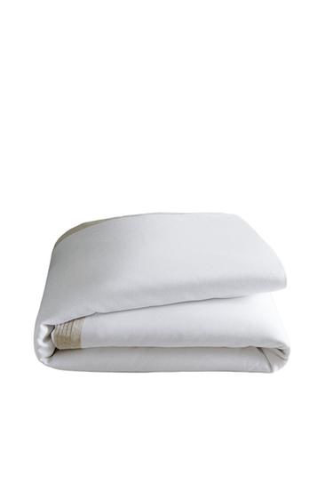 COLCHA COM PREGAS - Branco da Zara