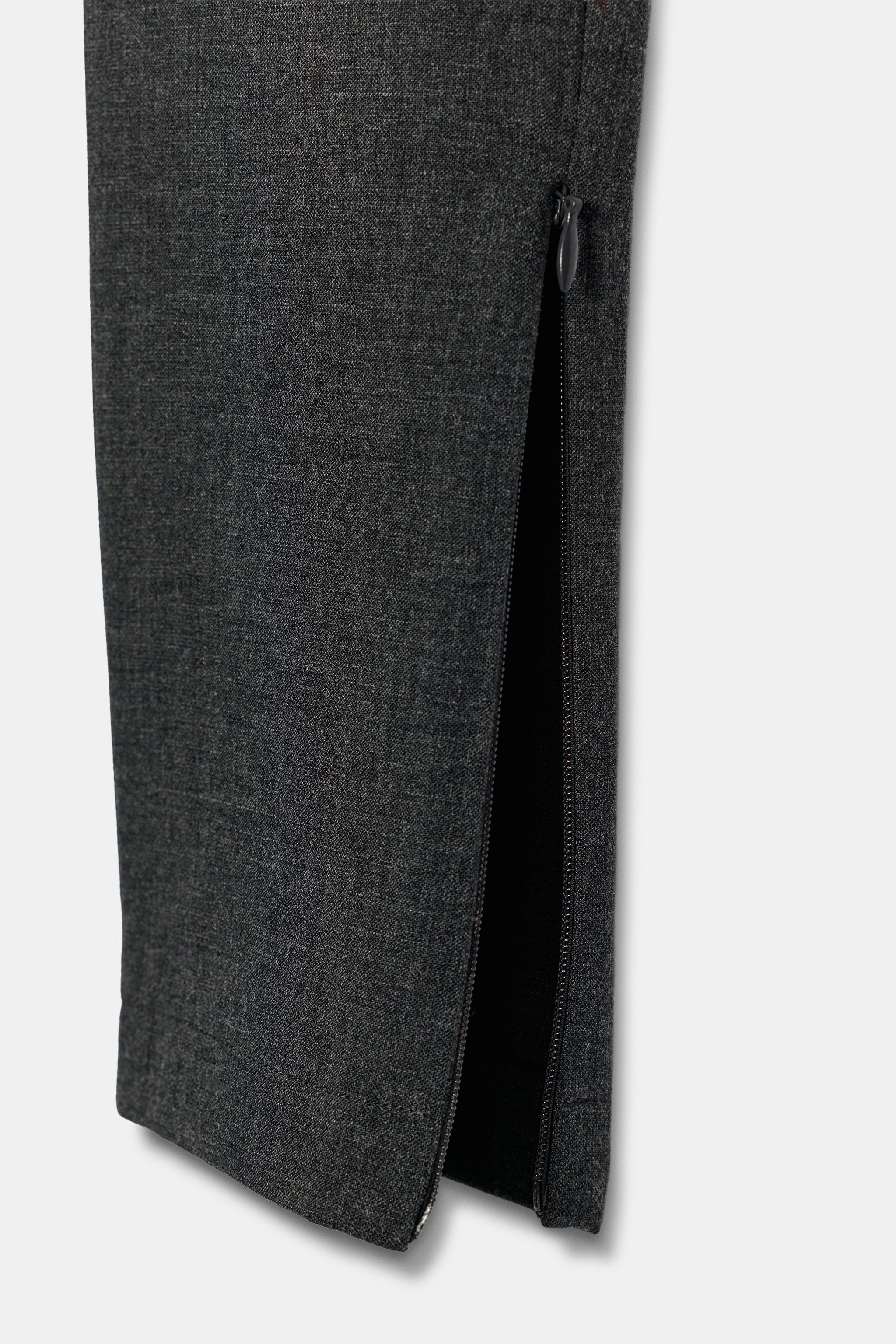 BELTED LEGGINGS