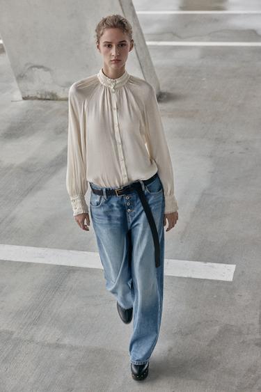 Zara SATINIRANA BLUZA S VISOKIM OVRATNIKOM – Ekru