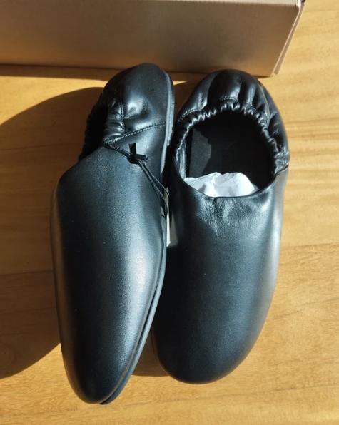 FLAT LEATHER SHOES X NANUSHKA - Image 3