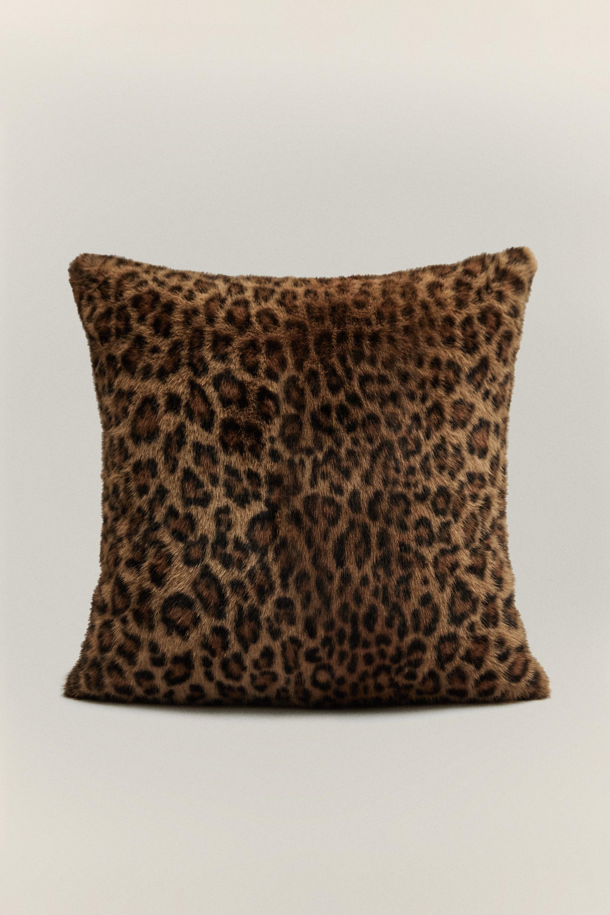 ANIMAL PRINT FAUX FUR THROW PILLOW COVER