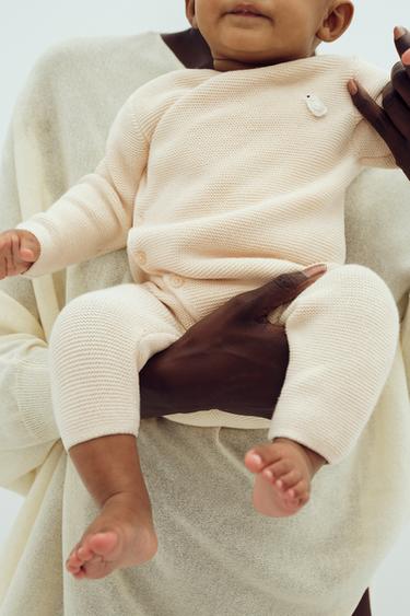 EMBROIDERED DUCKLING KNIT KIMONO - Cream by Zara