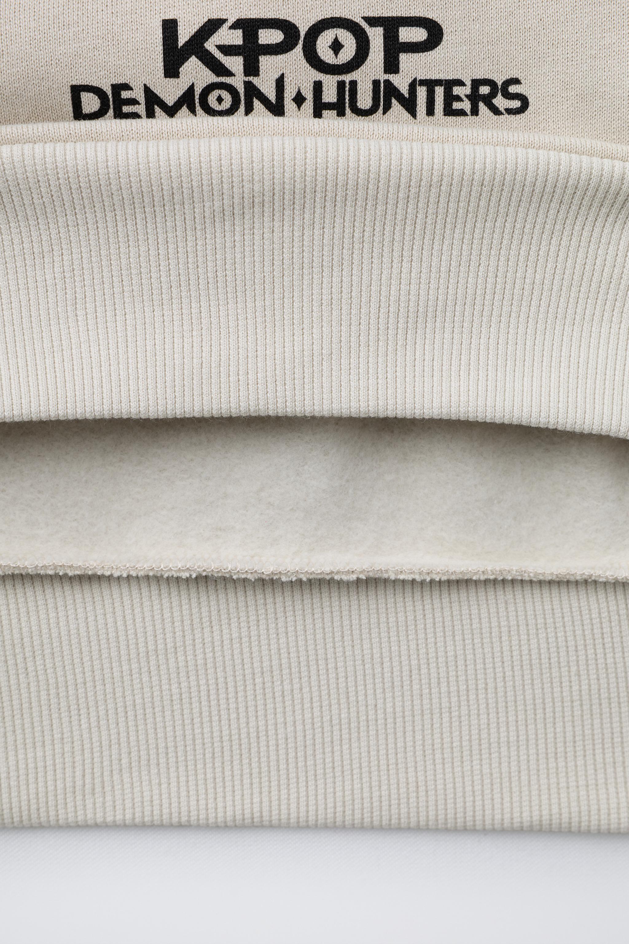 KPOP DEMON HUNTERS™ NETFLIX © SWEATSHIRT