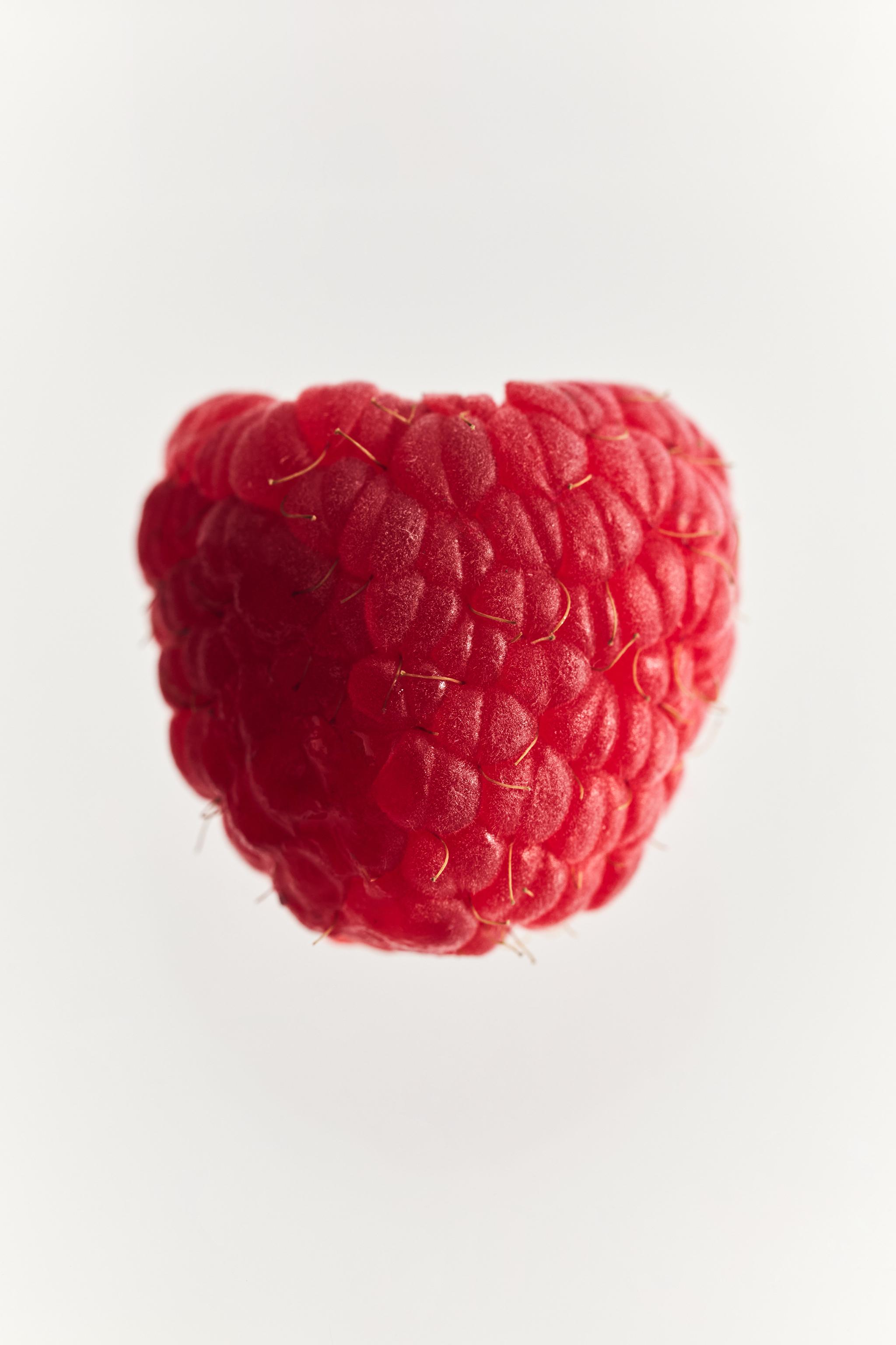 BOLD RASPBERRY EDP 100ML (3.4 FL. OZ).