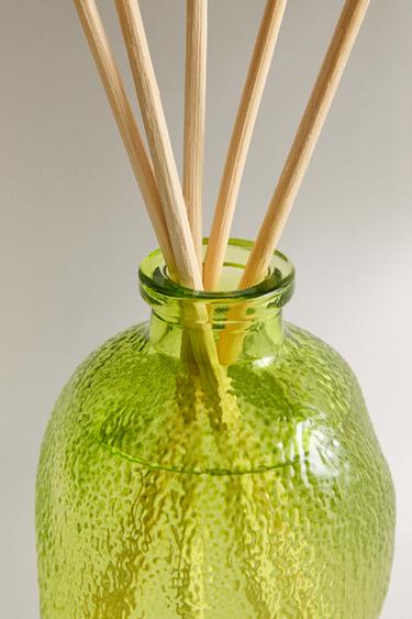 (180 ML) BERGAMOT & SANDALWOOD REED DIFFUSERS - Ecru / Green by Zara - Image 2